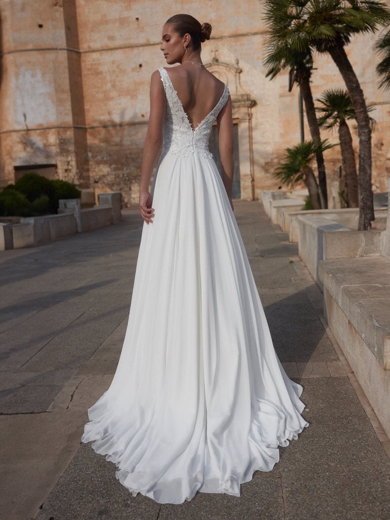 Bianco Evento Camelia - bridalicious brautkleider hochzeitskleider