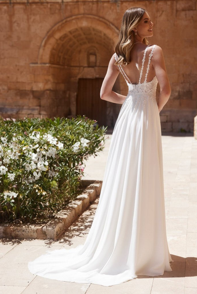 li - 1BE - 032 - bridalicious Brautkleider Hochzeitskleider Brautmoden Bremen Wiesbaden