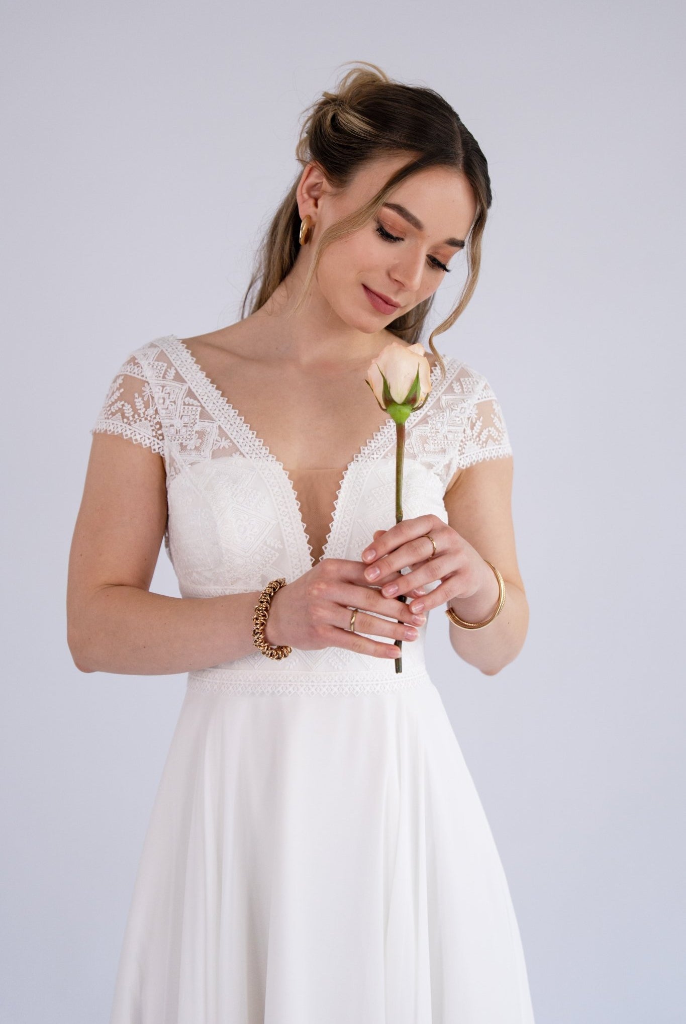 li - 1BE - 003 - bridalicious Brautkleider Hochzeitskleider Brautmoden Bremen Wiesbaden