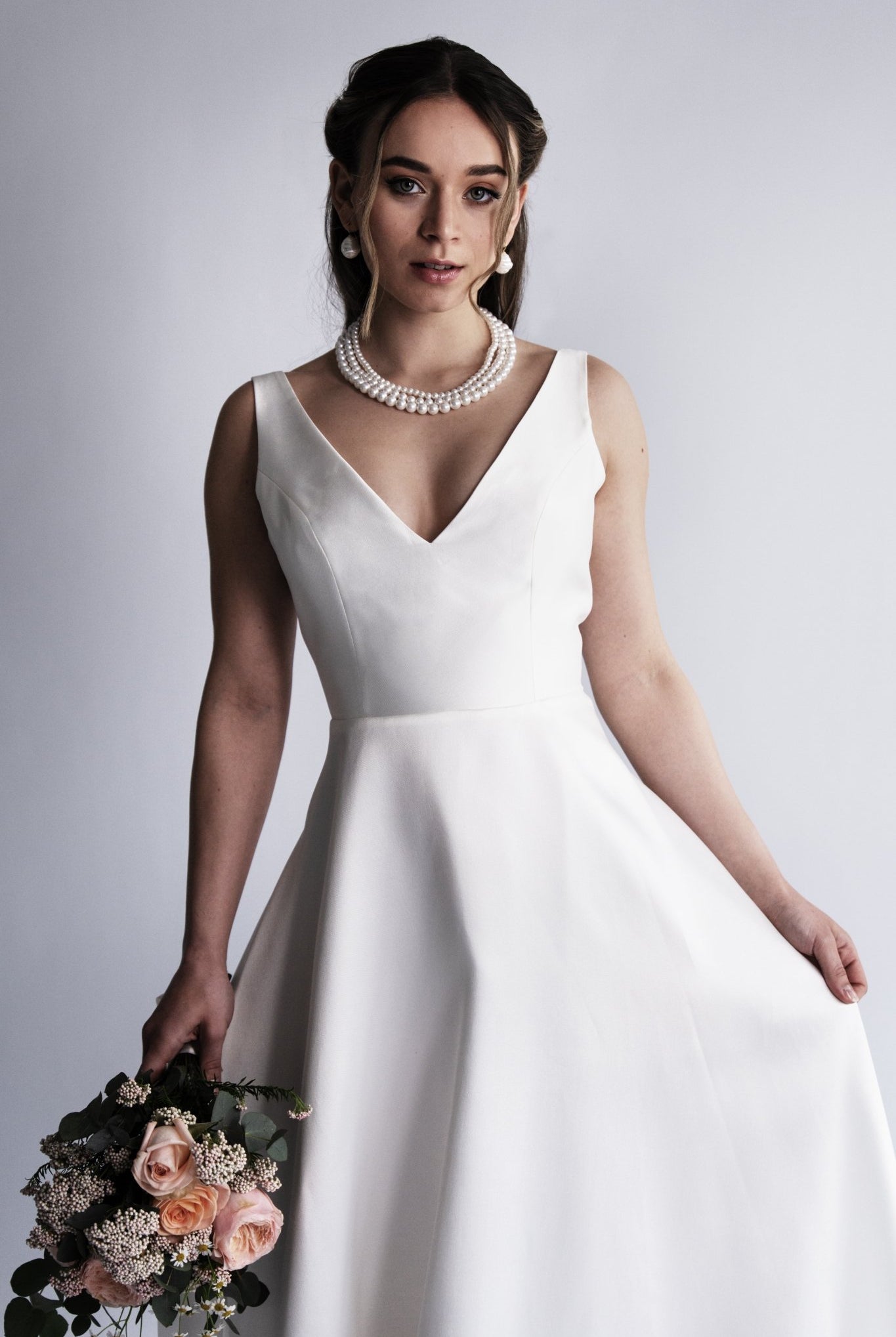 li - 1BE - 004 - bridalicious Brautkleider Hochzeitskleider Brautmoden Bremen Wiesbaden