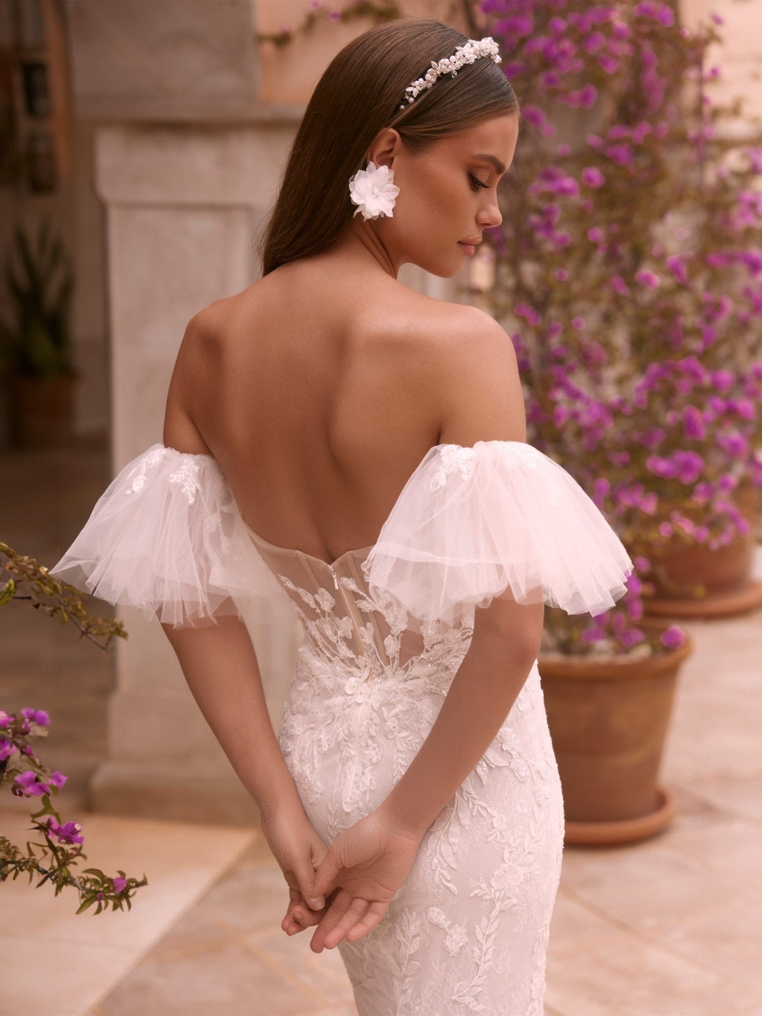 li - 1BE - 034 - bridalicious Brautkleider Hochzeitskleider Brautmoden Bremen Wiesbaden