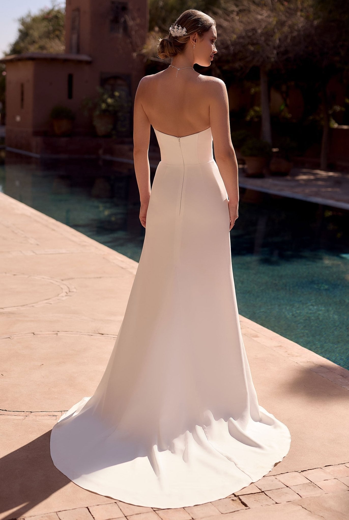 li - 1BE - 039 - bridalicious Brautkleider Hochzeitskleider Brautmoden Bremen Wiesbaden