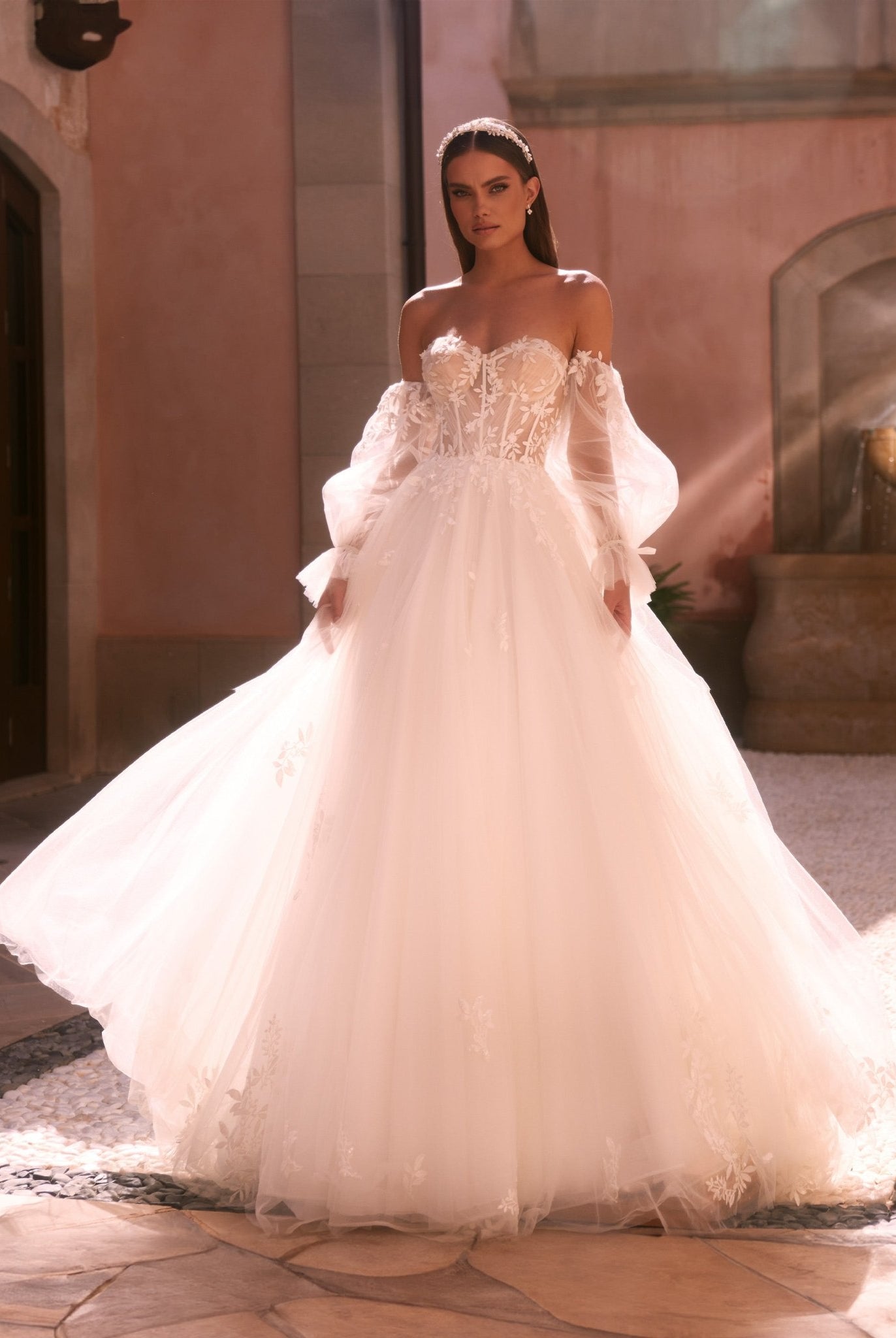 li - 1BE - 040 - bridalicious Brautkleider Hochzeitskleider Brautmoden Bremen Wiesbaden