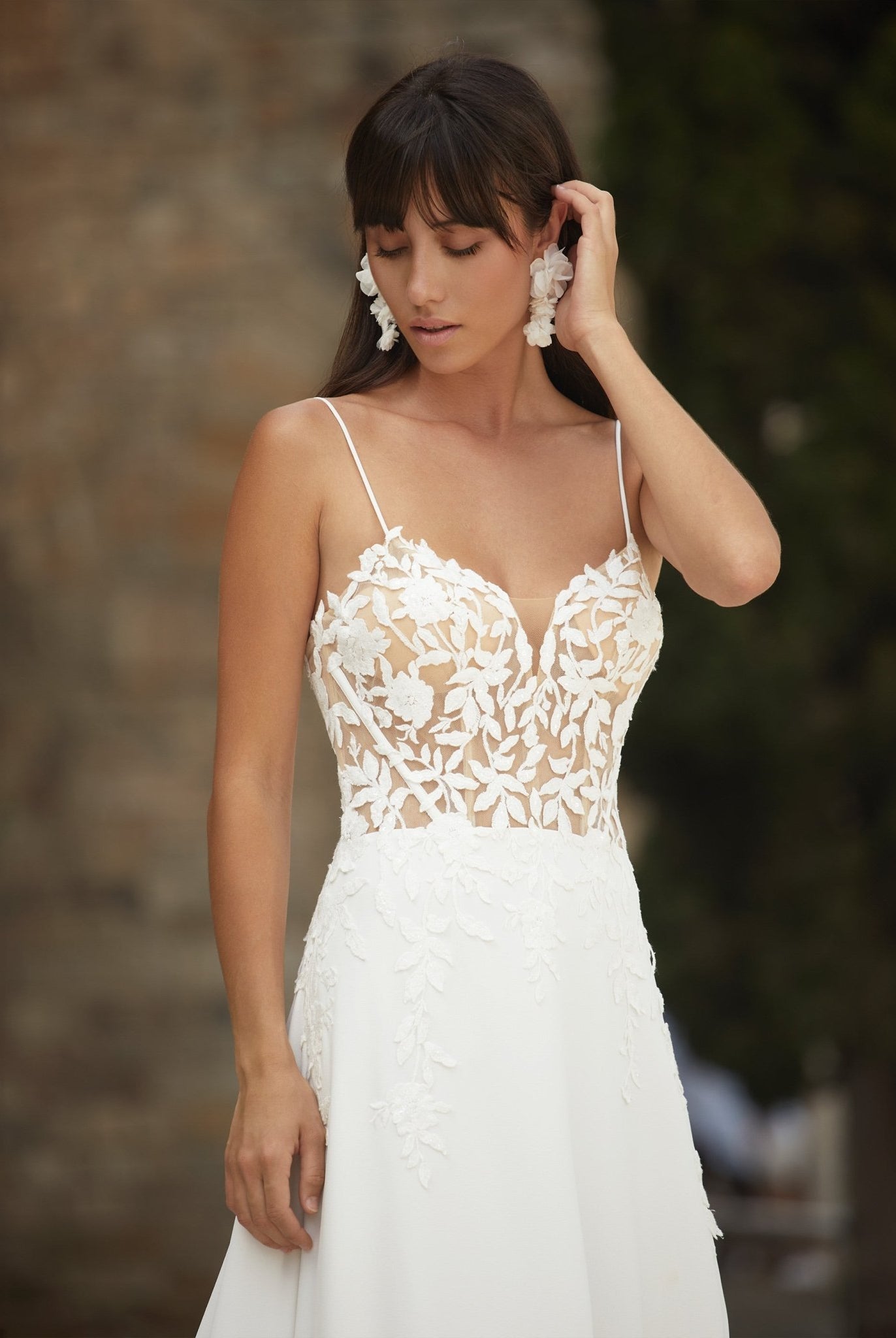 li - 1BE - 042 - bridalicious Brautkleider Hochzeitskleider Brautmoden Bremen Wiesbaden
