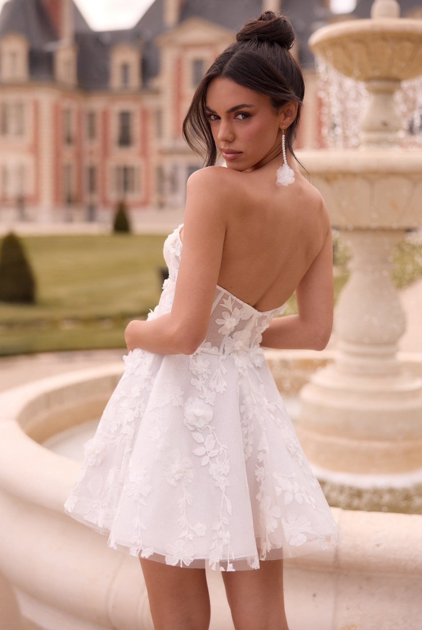 li - 1BE - 051 - bridalicious Brautkleider Hochzeitskleider Brautmoden Bremen Wiesbaden