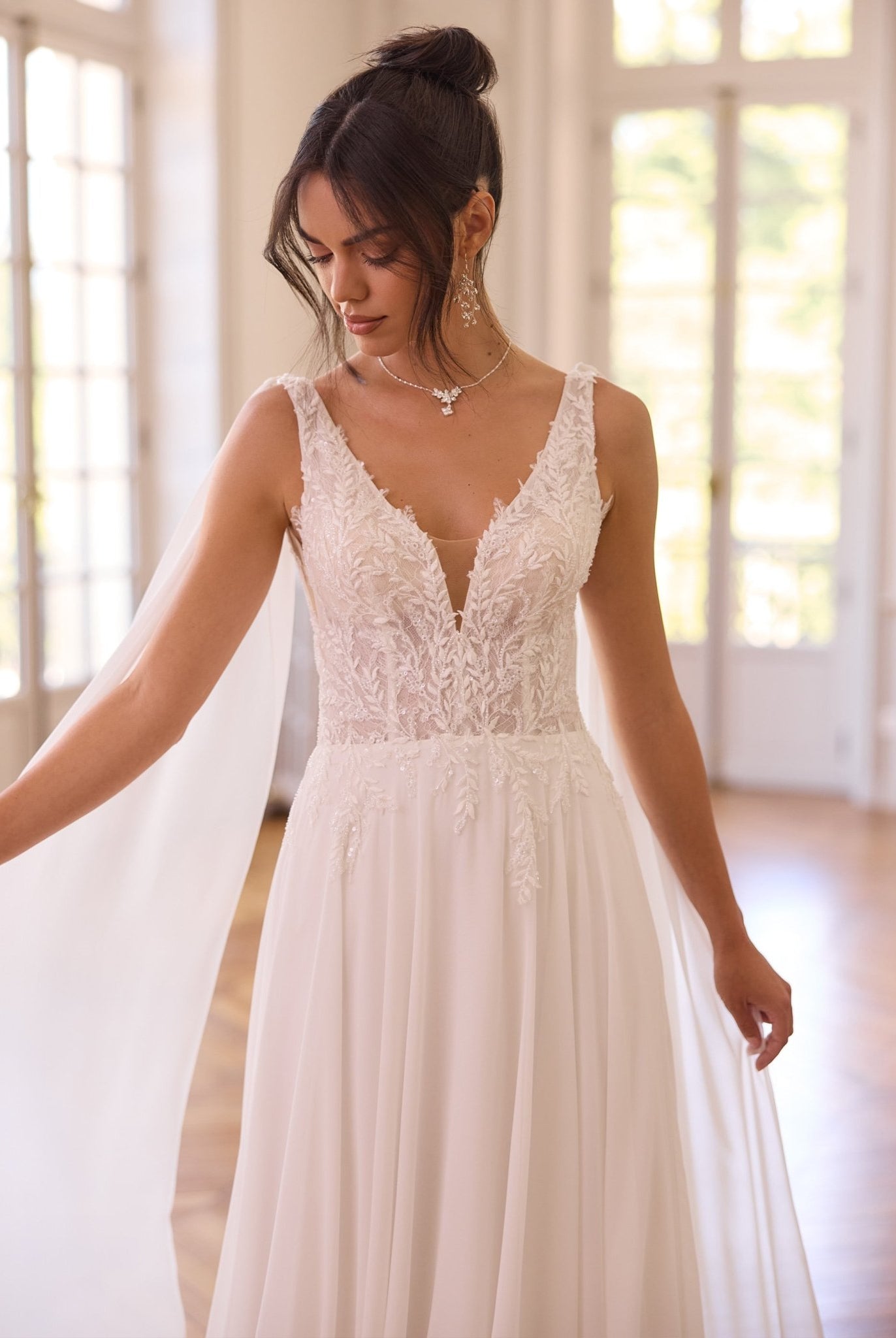 li - 1BE - 058 - bridalicious Brautkleider Hochzeitskleider Brautmoden Bremen Wiesbaden