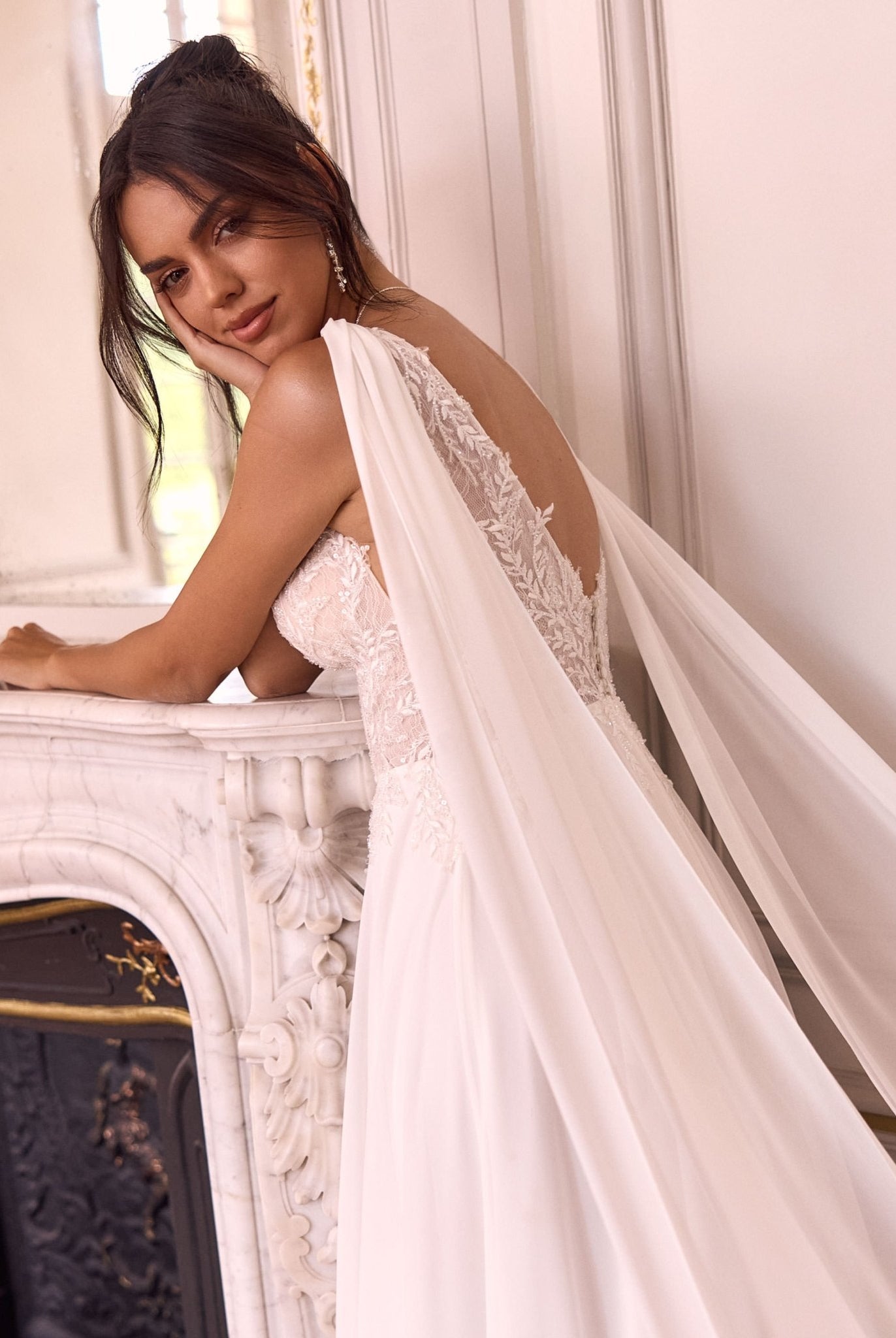 li - 1BE - 058 - bridalicious Brautkleider Hochzeitskleider Brautmoden Bremen Wiesbaden