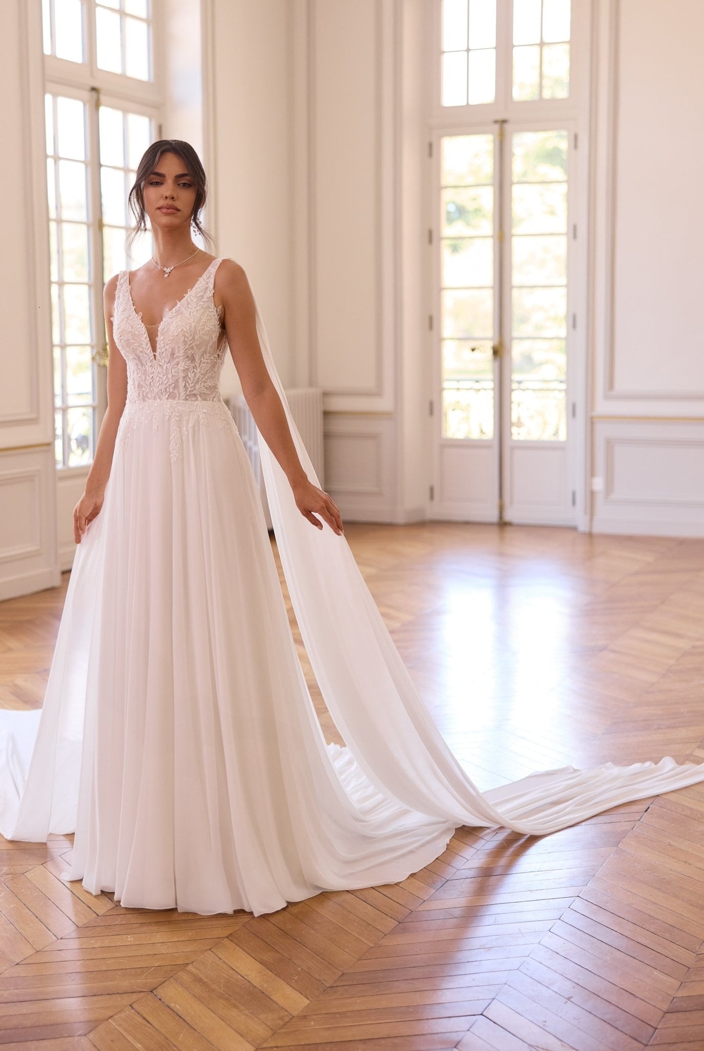 li - 1BE - 058 - bridalicious Brautkleider Hochzeitskleider Brautmoden Bremen Wiesbaden