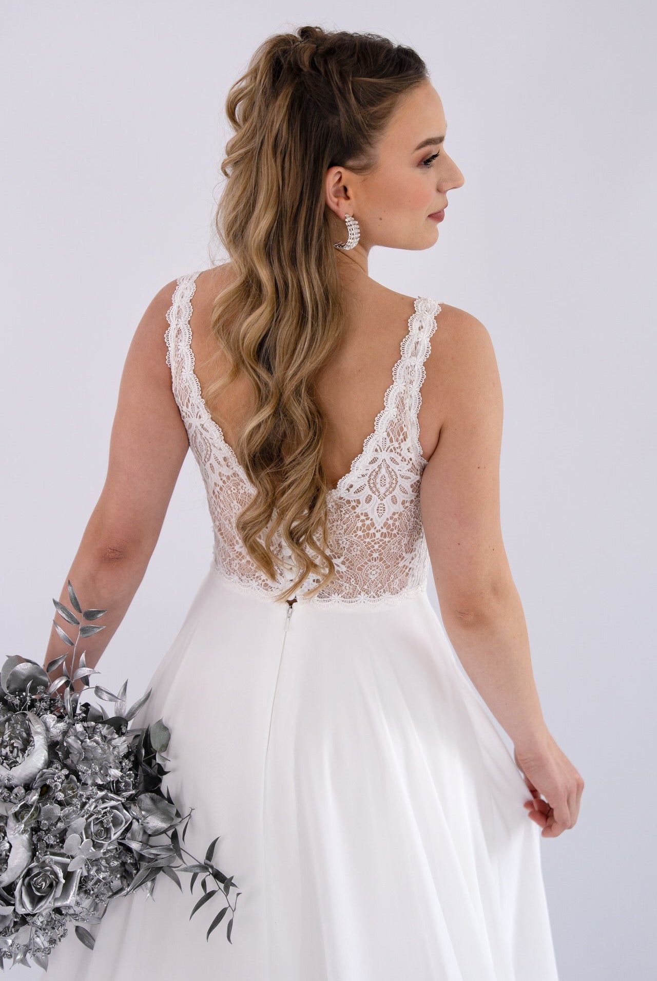 li - 3M - 003 - bridalicious Brautkleider Hochzeitskleider Brautmoden Bremen Wiesbaden