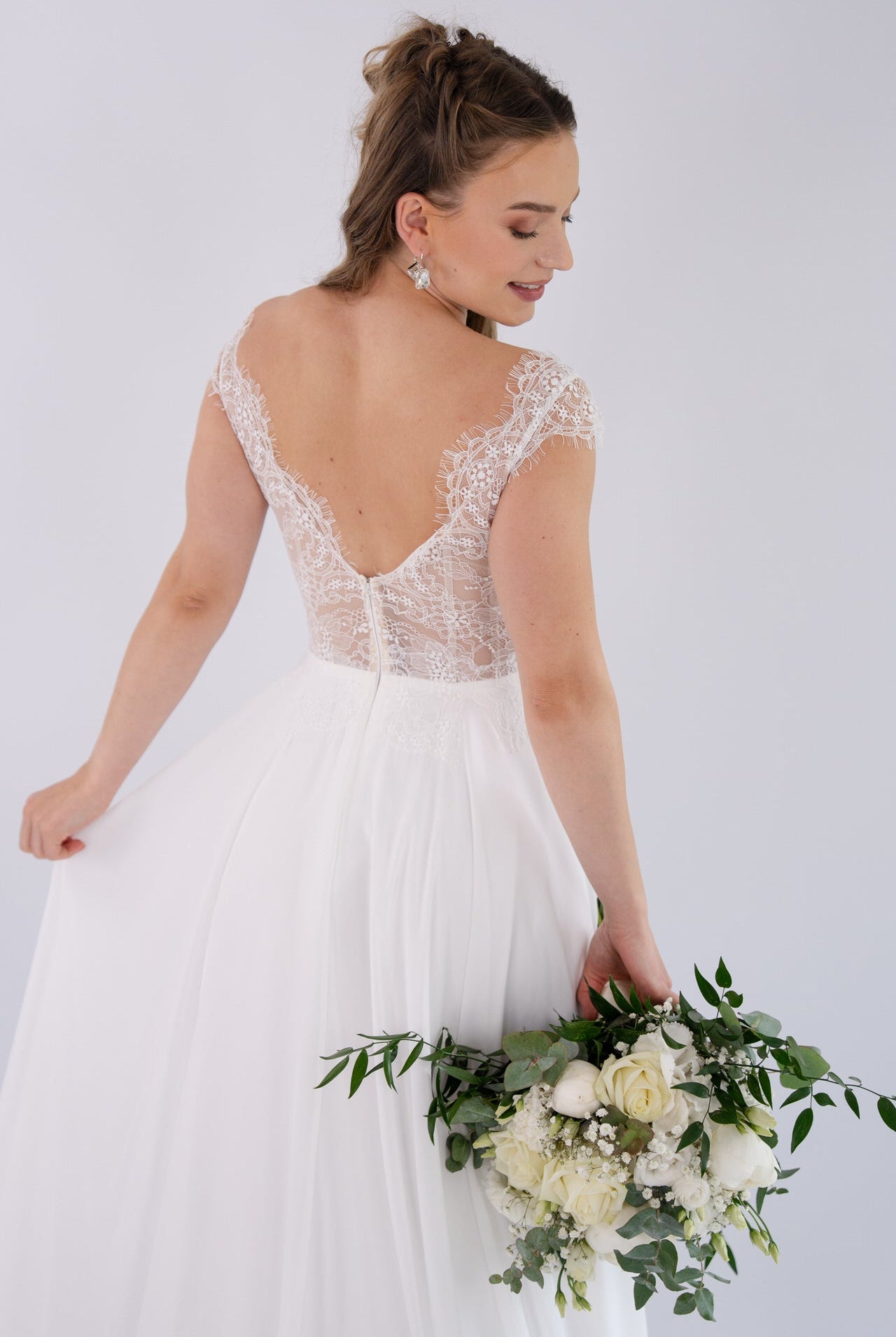 li - 3M - 004 - bridalicious Brautkleider Hochzeitskleider Brautmoden Bremen Wiesbaden