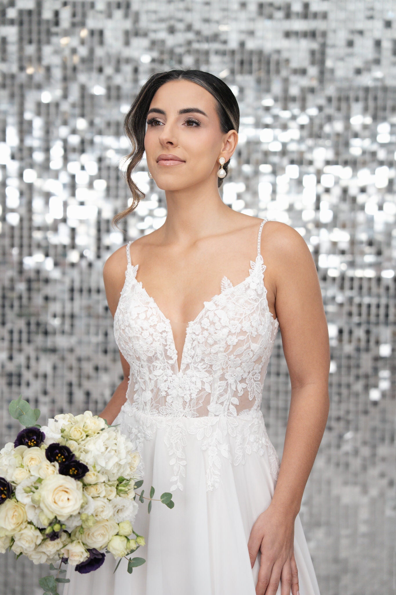 li - 3M - 012 - bridalicious Brautkleider Hochzeitskleider Brautmoden Bremen Wiesbaden