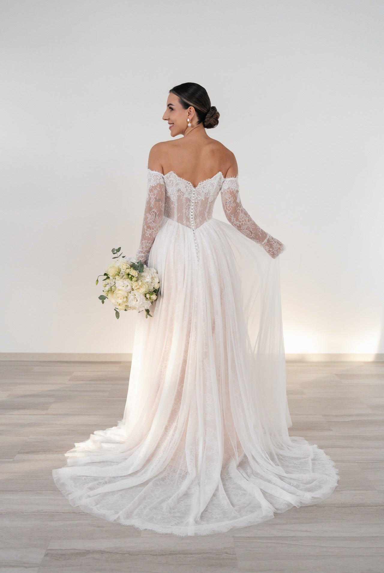 li - 3M - 016 (Chanti) - bridalicious brautkleider hochzeitskleider