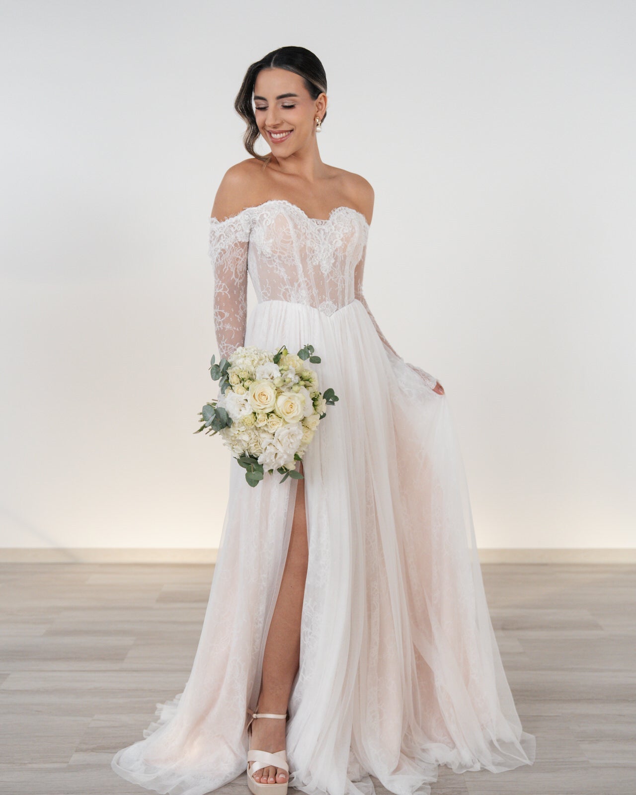 li - 3M - 016 (Chanti) - bridalicious brautkleider hochzeitskleider