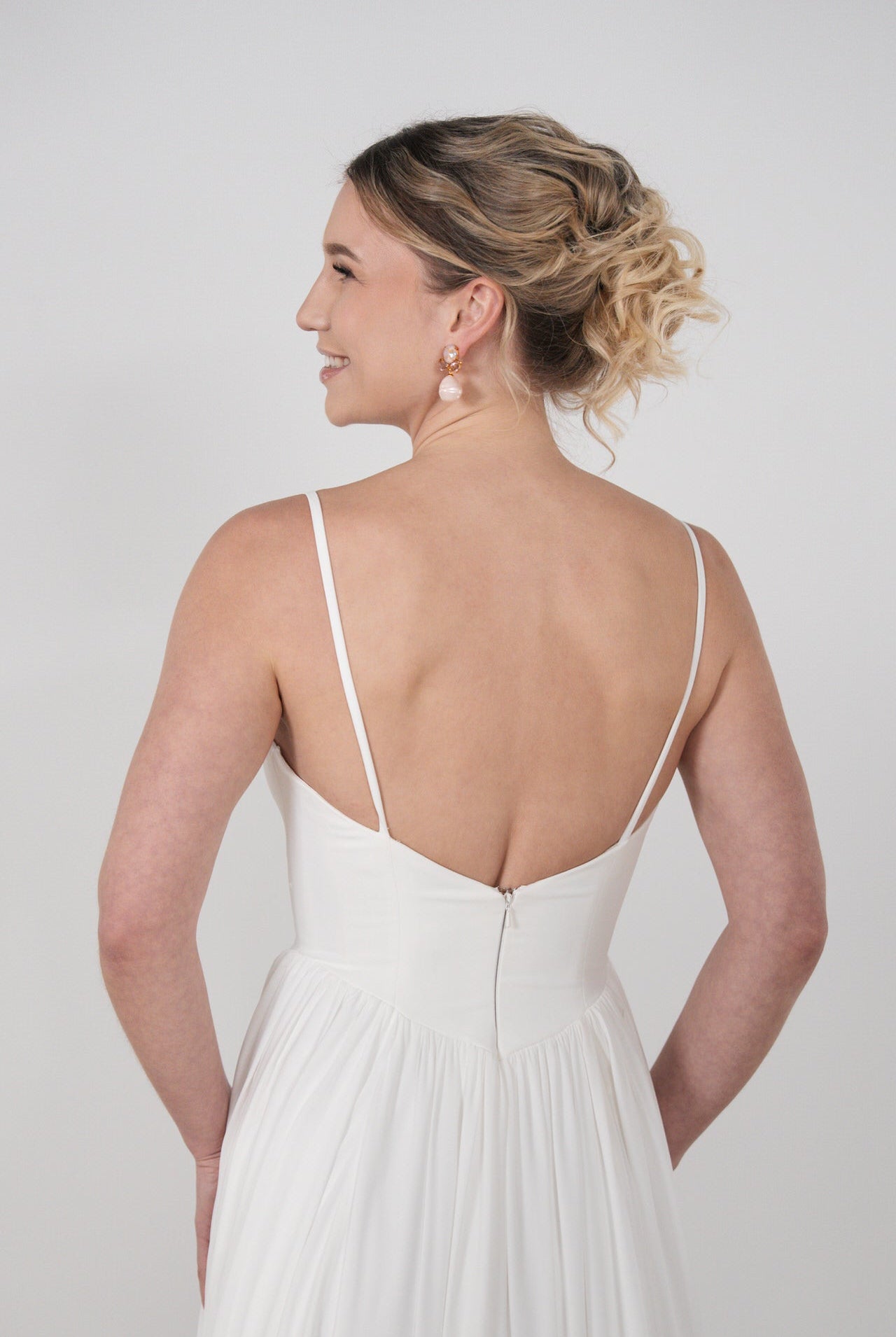 li - 5L - 011 - bridalicious brautkleider hochzeitskleider
