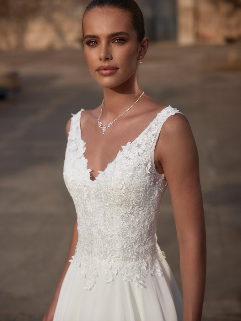 li - 1BE - 033 - bridalicious Brautkleider Hochzeitskleider Brautmoden Bremen Wiesbaden