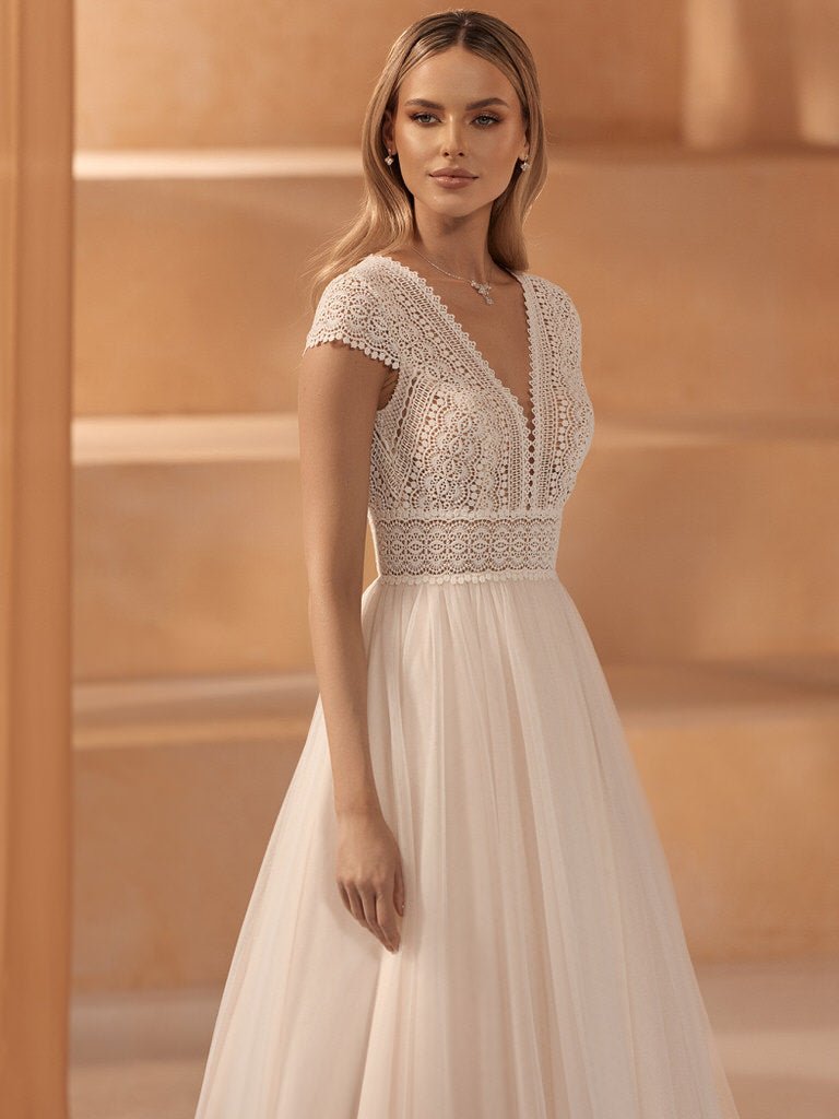 Bianco Evento Ivonne - bridalicious brautkleider hochzeitskleider