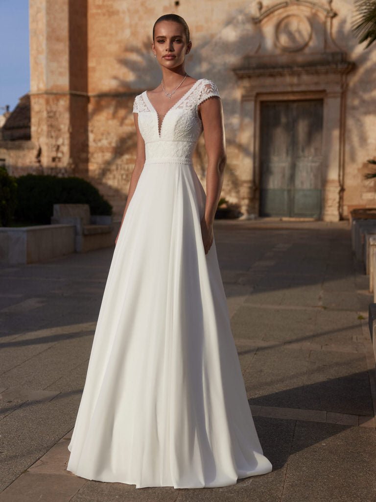 Bianco Evento Klarysa - bridalicious brautkleider hochzeitskleider