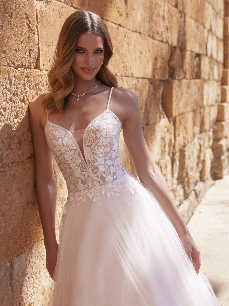 li - 1BE - 031 - bridalicious Brautkleider Hochzeitskleider Brautmoden Bremen Wiesbaden