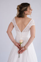 li - 1BE - 003 - bridalicious Brautkleider Hochzeitskleider Brautmoden Bremen Wiesbaden