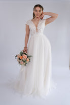 li - 1BE - 005 - bridalicious Brautkleider Hochzeitskleider Brautmoden Bremen Wiesbaden