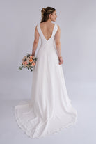 li - 1BE - 006 - bridalicious Brautkleider Hochzeitskleider Brautmoden Bremen Wiesbaden