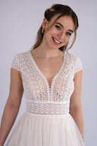 li - 1BE - 007 - bridalicious Brautkleider Hochzeitskleider Brautmoden Bremen Wiesbaden