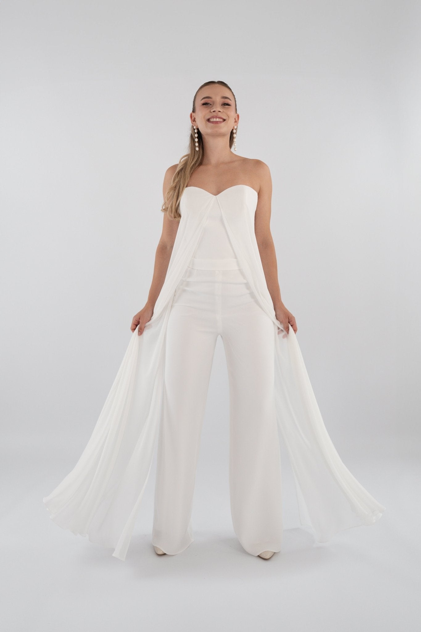 li - 1BE - 011 Jumpsuit - bridalicious Brautkleider Hochzeitskleider Brautmoden Bremen Wiesbaden