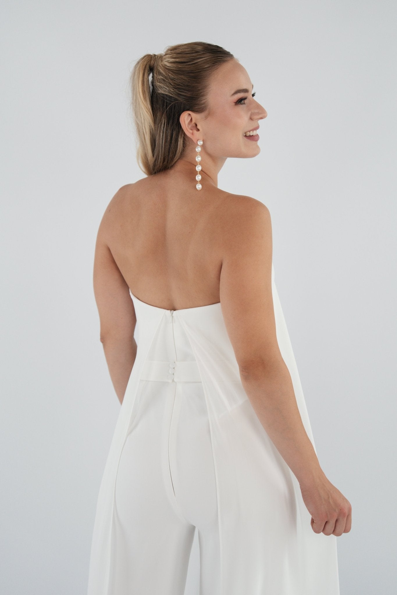 li - 1BE - 011 Jumpsuit - bridalicious Brautkleider Hochzeitskleider Brautmoden Bremen Wiesbaden