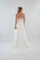 li - 1BE - 013 - bridalicious Brautkleider Hochzeitskleider Brautmoden Bremen Wiesbaden