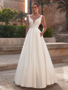 li - 1BE - 021 - bridalicious Brautkleider Hochzeitskleider Brautmoden Bremen Wiesbaden