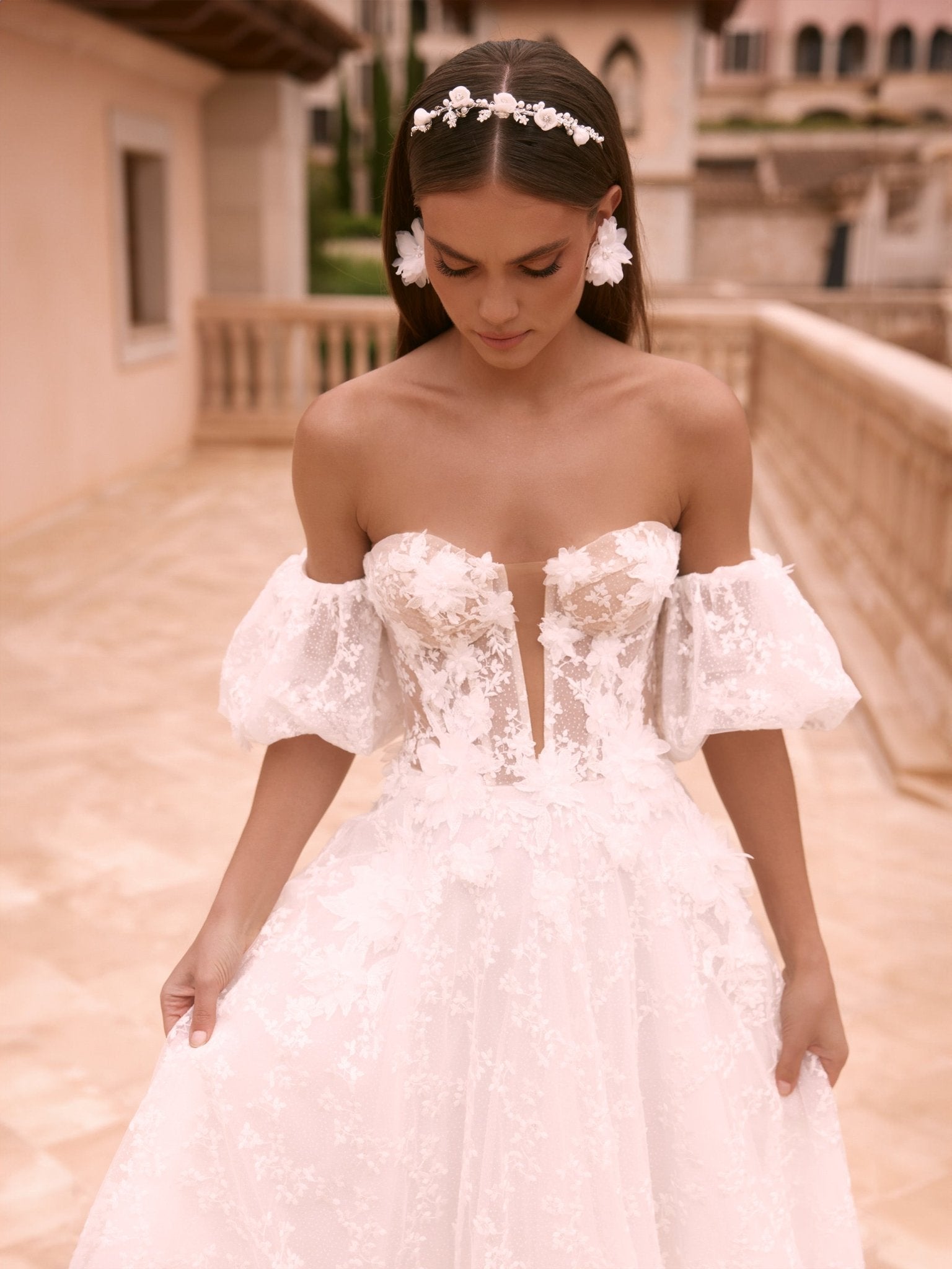 li - 1BE - 036 - bridalicious Brautkleider Hochzeitskleider Brautmoden Bremen Wiesbaden