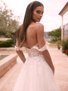 li - 1BE - 037 - bridalicious Brautkleider Hochzeitskleider Brautmoden Bremen Wiesbaden