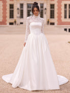 li - 1BE - 049 - bridalicious Brautkleider Hochzeitskleider Brautmoden Bremen Wiesbaden