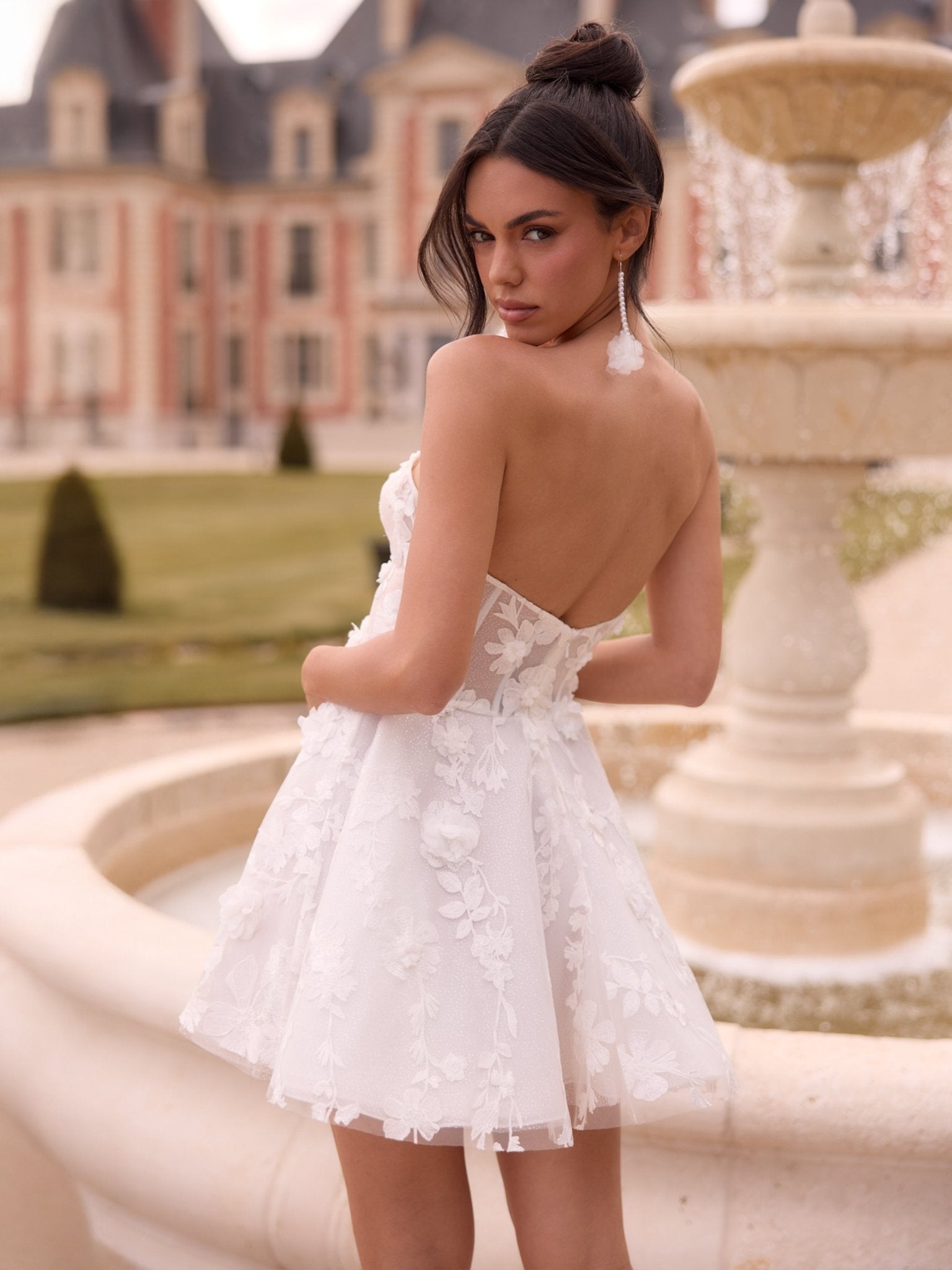 li - 1BE - 051 - bridalicious Brautkleider Hochzeitskleider Brautmoden Bremen Wiesbaden