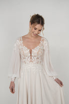 li - 2RE - 015 - bridalicious Brautkleider Hochzeitskleider Brautmoden Bremen Wiesbaden