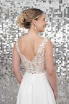 li - 2RE - 016 - bridalicious Brautkleider Hochzeitskleider Brautmoden Bremen Wiesbaden