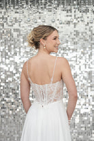 li - 2RE - 017 - bridalicious Brautkleider Hochzeitskleider Brautmoden Bremen Wiesbaden