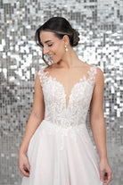 li - 2RE - 018 - bridalicious Brautkleider Hochzeitskleider Brautmoden Bremen Wiesbaden