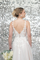 li - 2RE - 019 - bridalicious Brautkleider Hochzeitskleider Brautmoden Bremen Wiesbaden