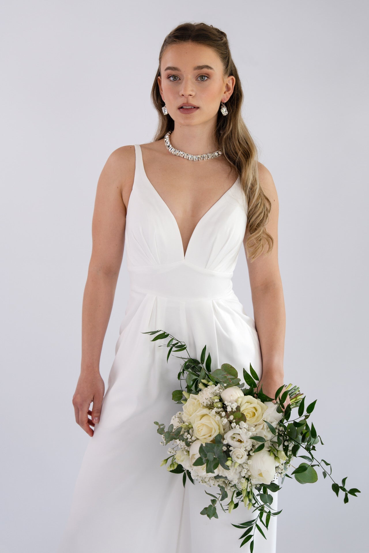 li - 3M - 002 - bridalicious Brautkleider Hochzeitskleider Brautmoden Bremen Wiesbaden
