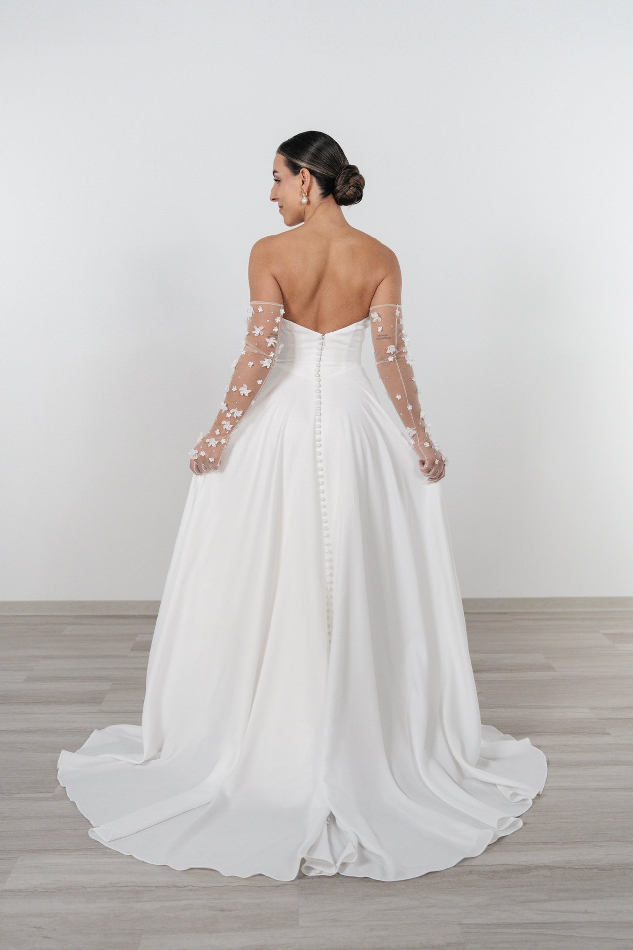 li - 3M - 010 - bridalicious brautkleider hochzeitskleider