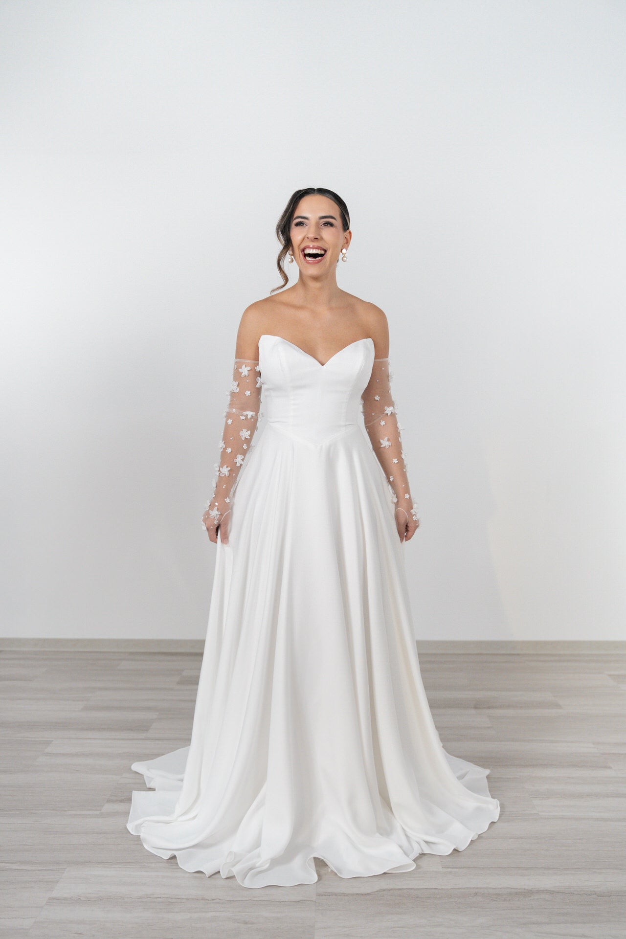 li - 3M - 010 - bridalicious brautkleider hochzeitskleider