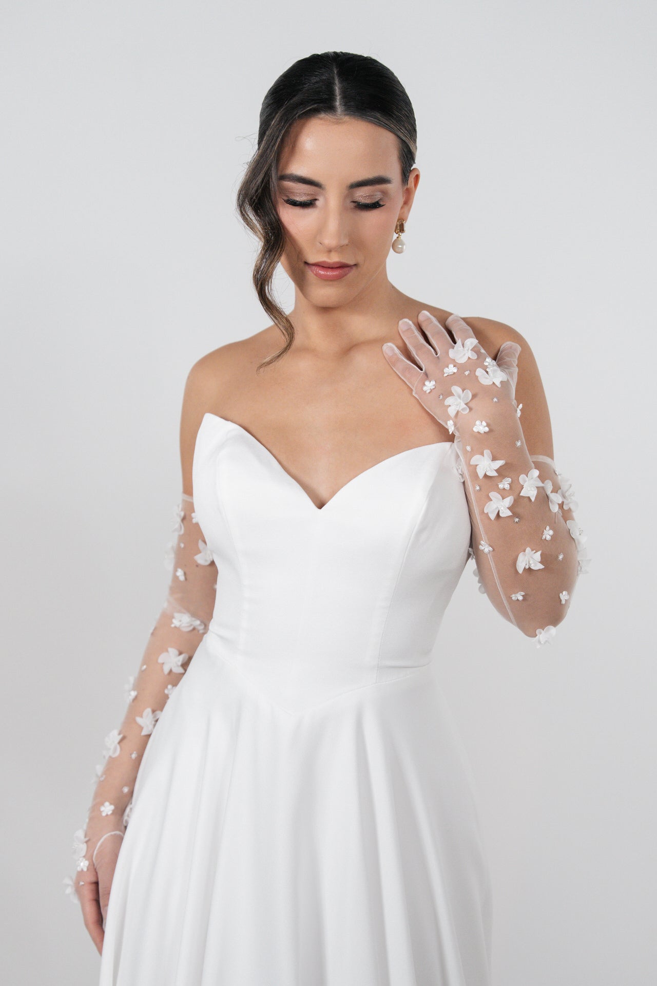 li - 3M - 010 - bridalicious brautkleider hochzeitskleider