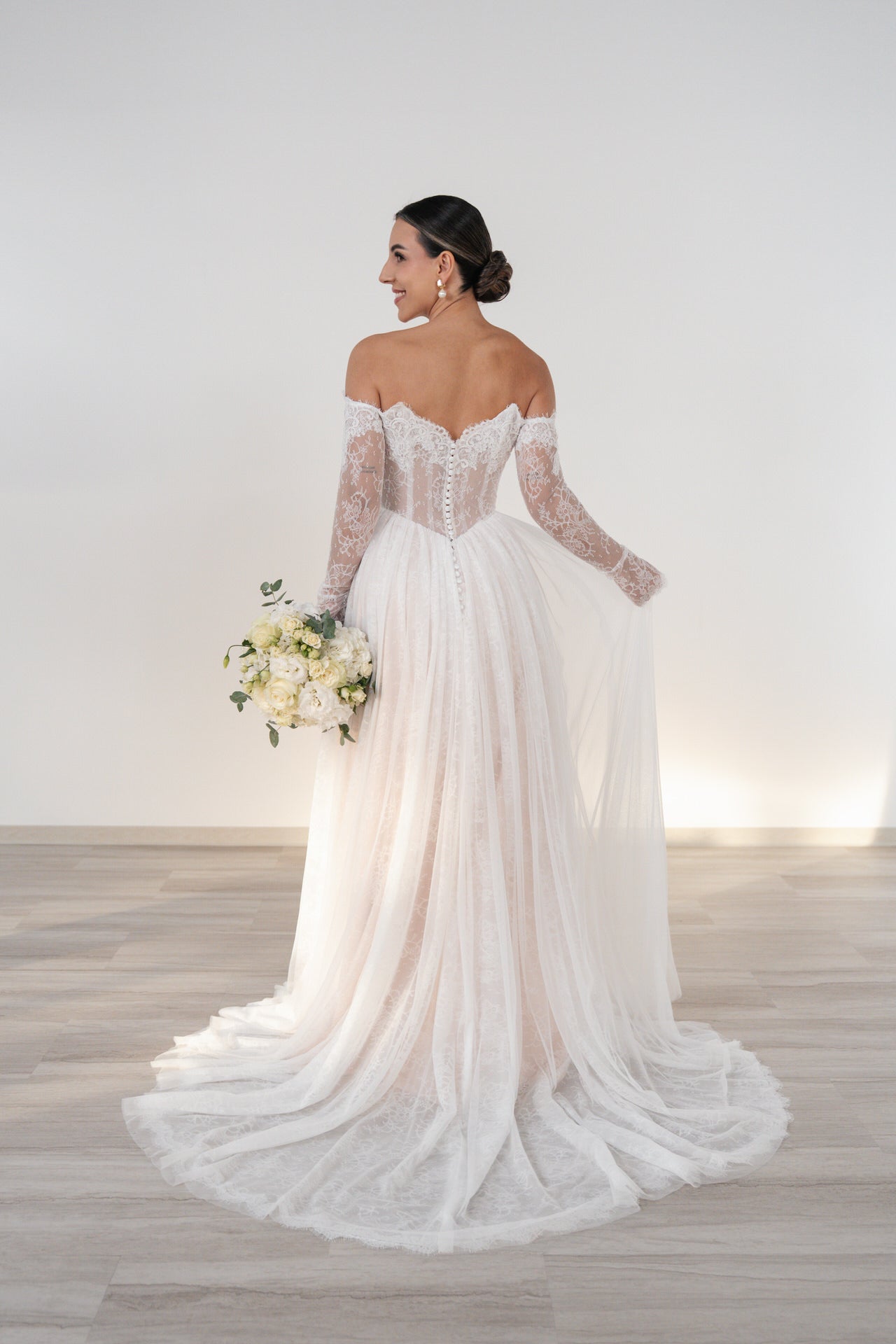 li - 3M - 016 (Chanti) - bridalicious brautkleider hochzeitskleider
