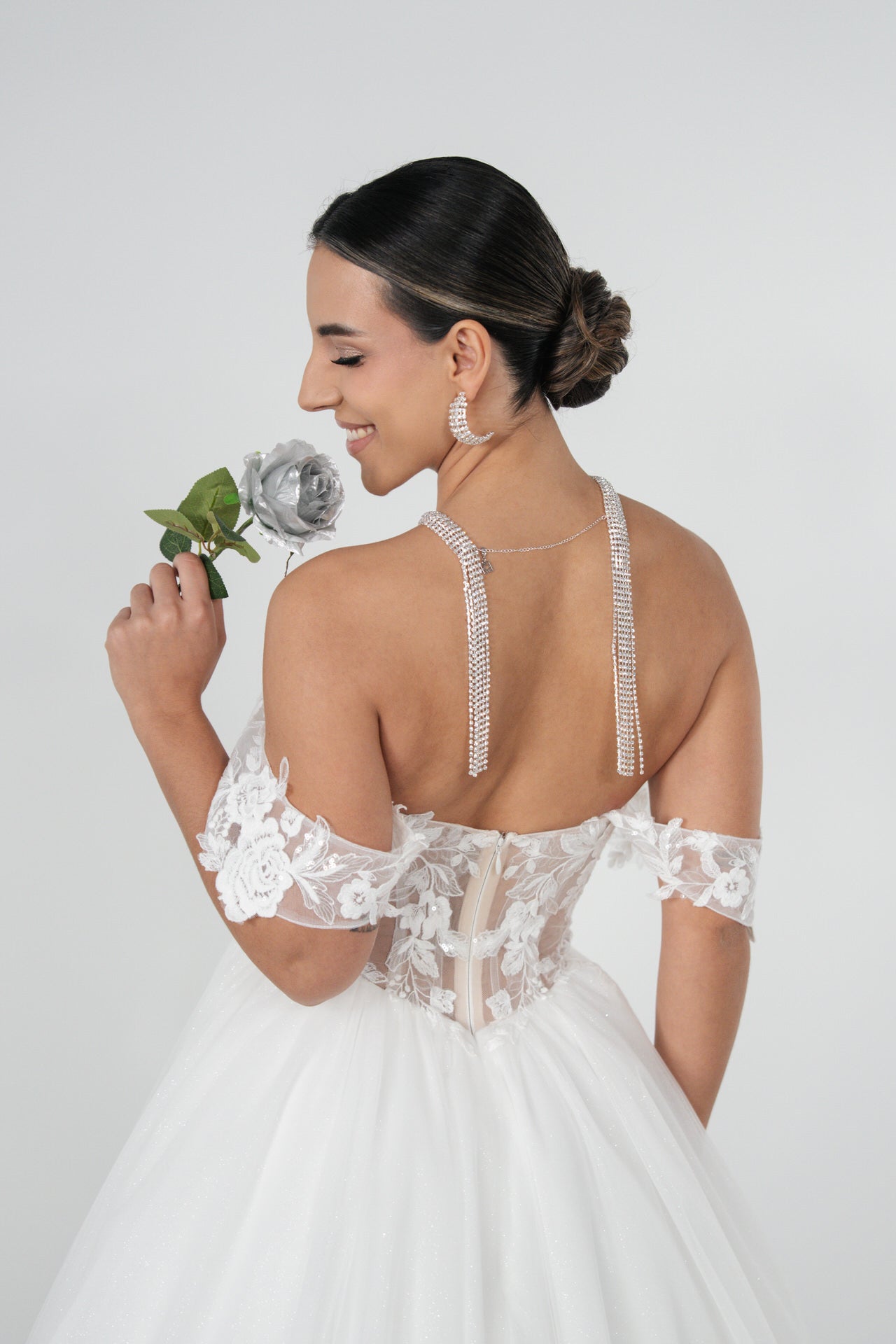 li - 3M - 017(+G) - bridalicious Brautkleider Hochzeitskleider Brautmoden Bremen Wiesbaden