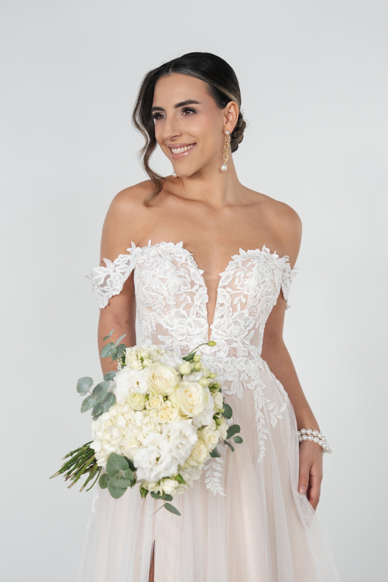 li - 3M - 018(+G) - bridalicious Brautkleider Hochzeitskleider Brautmoden Bremen Wiesbaden