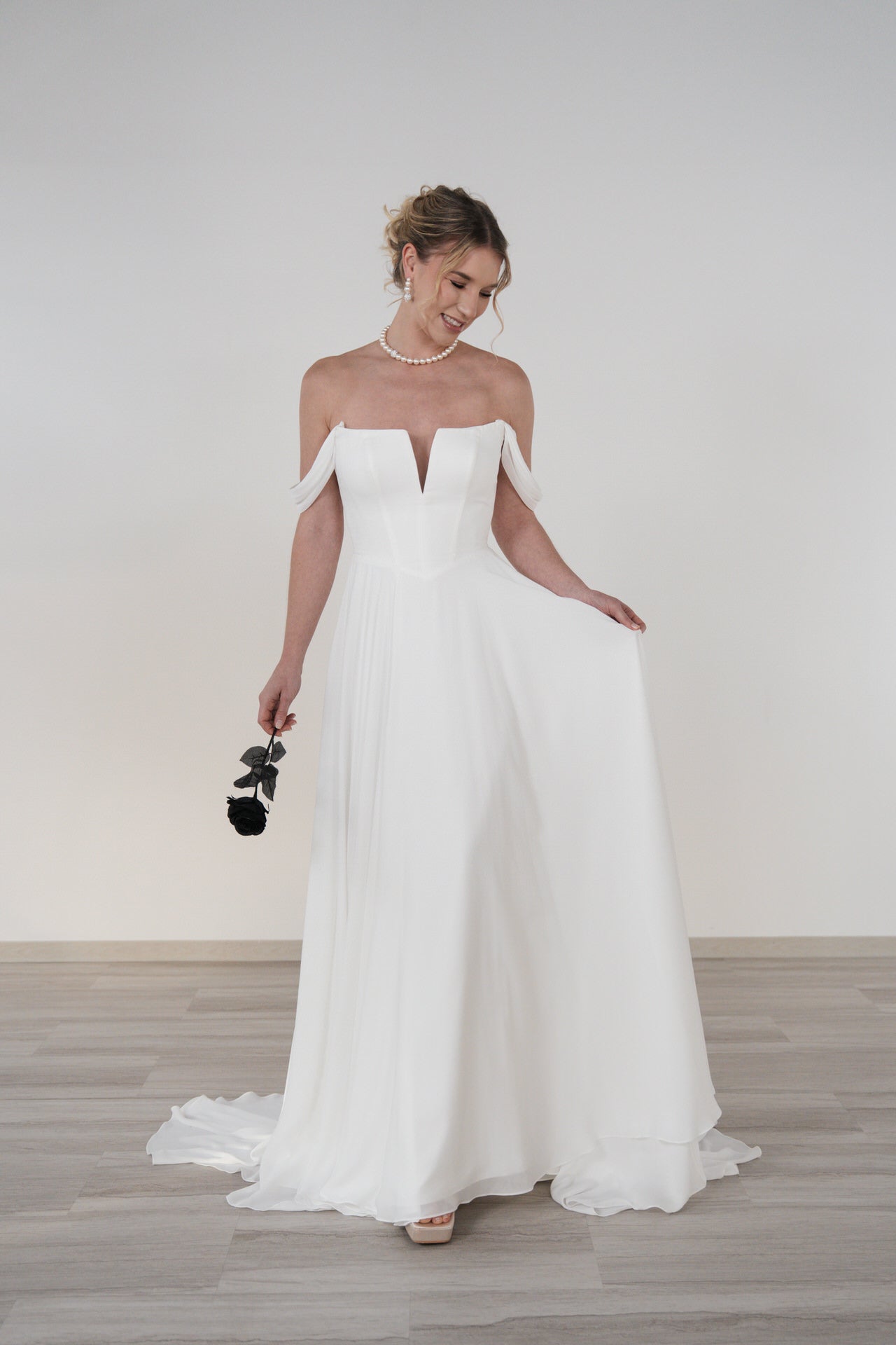 li - 5L - 004 - bridalicious Brautkleider Hochzeitskleider Brautmoden Bremen Wiesbaden