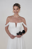 li - 5L - 004 - bridalicious Brautkleider Hochzeitskleider Brautmoden Bremen Wiesbaden