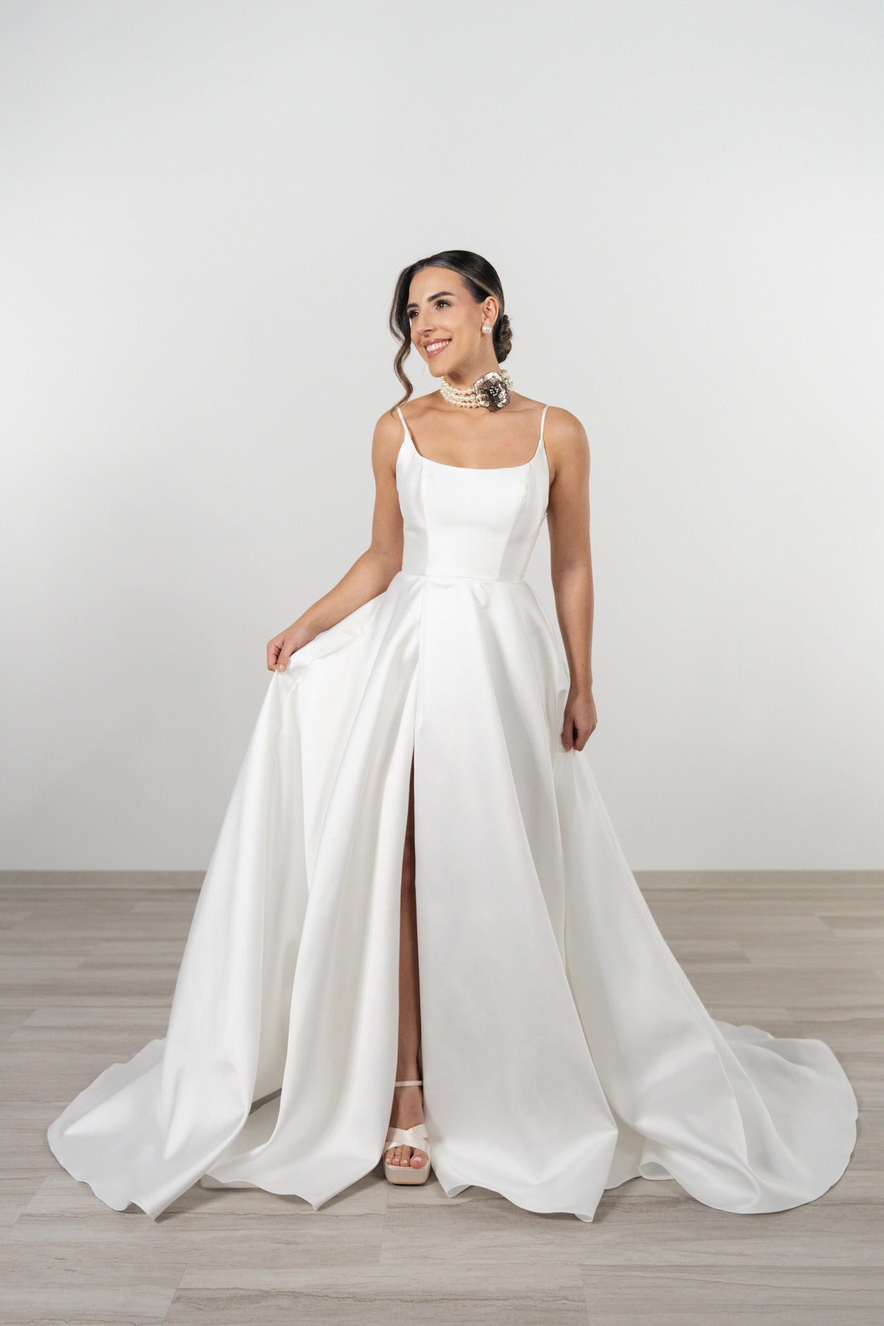 li - 5L - 006 - bridalicious brautkleider hochzeitskleider